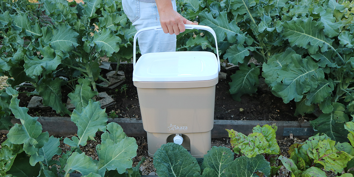 Take Bokashi Organko composter indoors after use